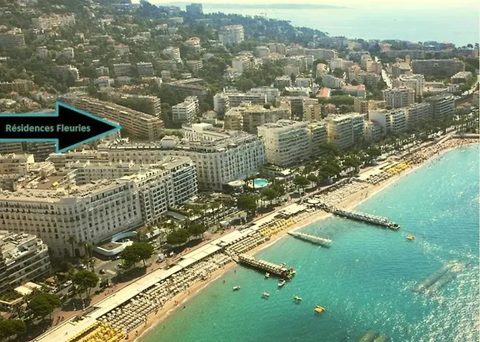 Residences Fleuries - behind Cannes Croisette Bvd